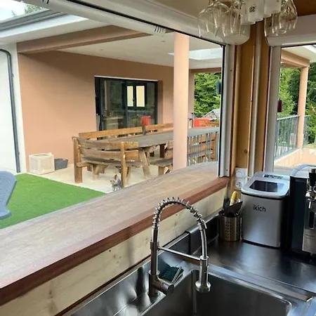 Prázdninový dům Superbe Maison Au Calme - Piscine
