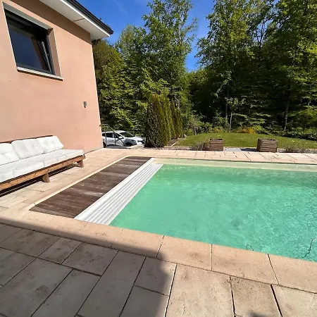 Prázdninový dům Superbe Maison Au Calme - Piscine