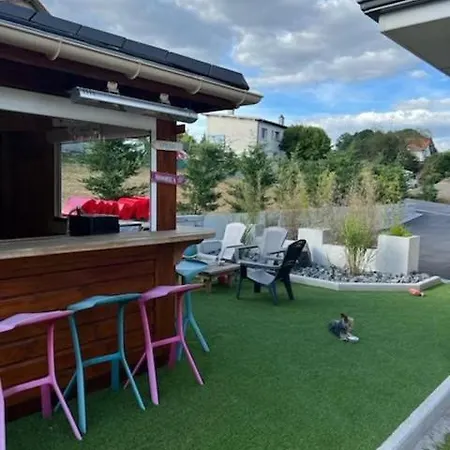 Superbe Maison Au Calme - Piscine * Chantraine