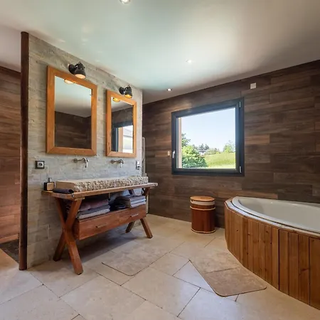 Prázdninový dům Superbe Maison Au Calme - Piscine