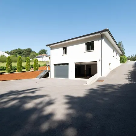 Prázdninový dům Superbe Maison Au Calme - Piscine Chantraine
